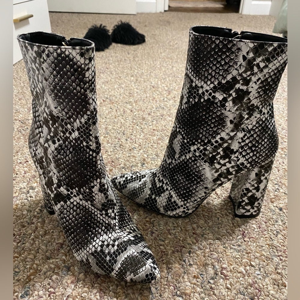 Pretty Little Thing Booties